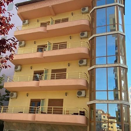 Hotel Edland Влёра Экстерьер фото