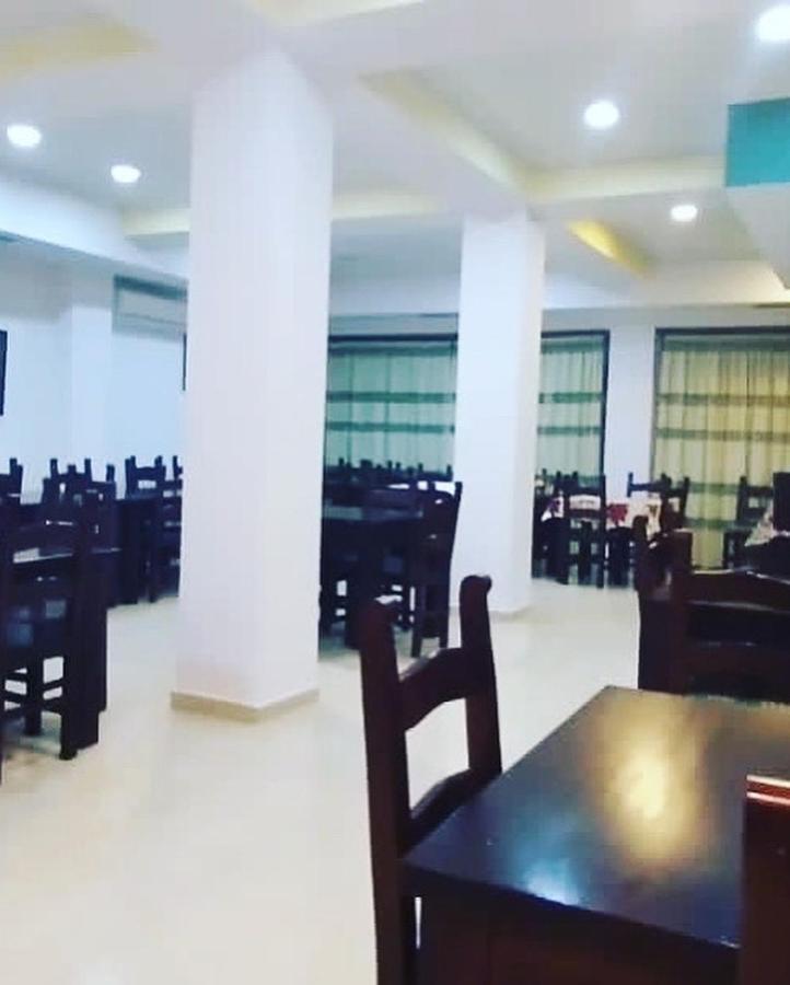 Hotel Edland Влёра Экстерьер фото