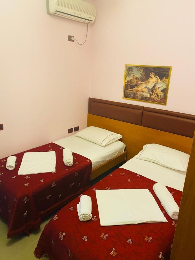 Hotel Edland Влёра Экстерьер фото
