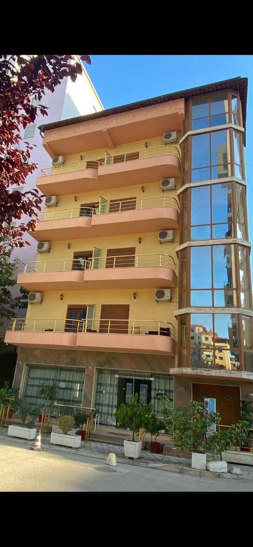 Hotel Edland Влёра Экстерьер фото