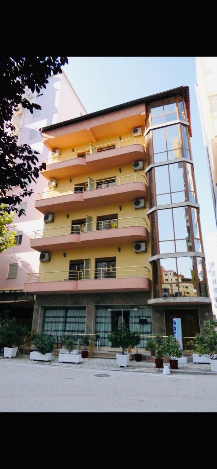 Hotel Edland Влёра Экстерьер фото