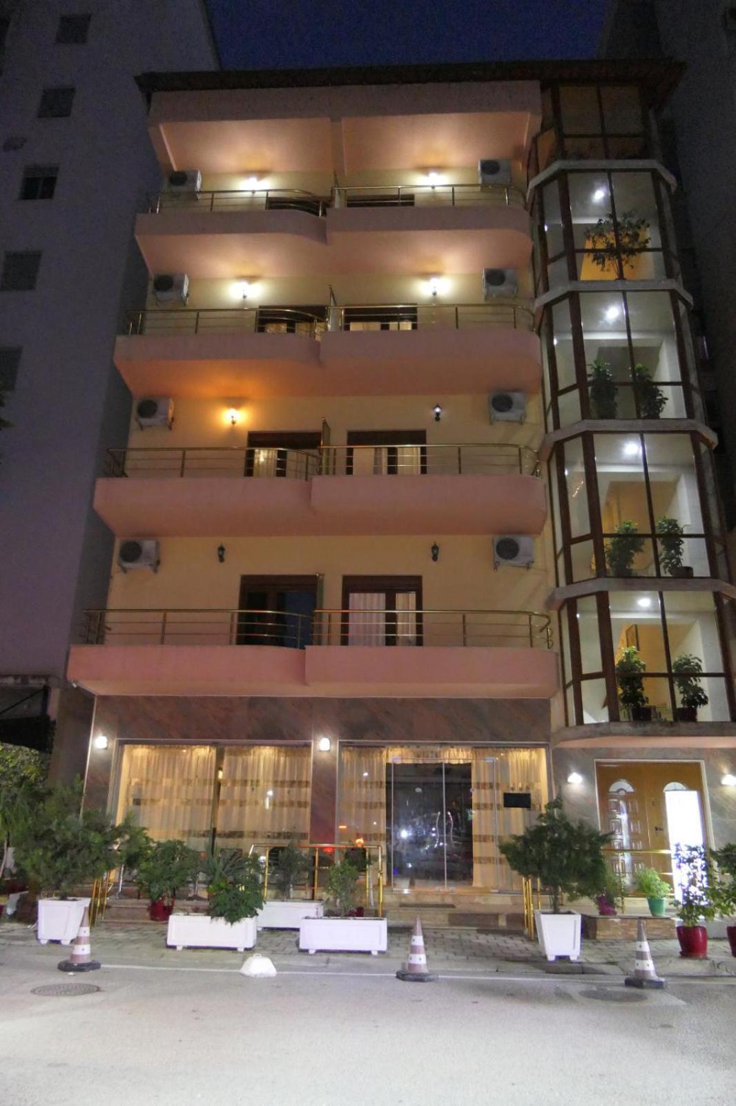 Hotel Edland Влёра Экстерьер фото