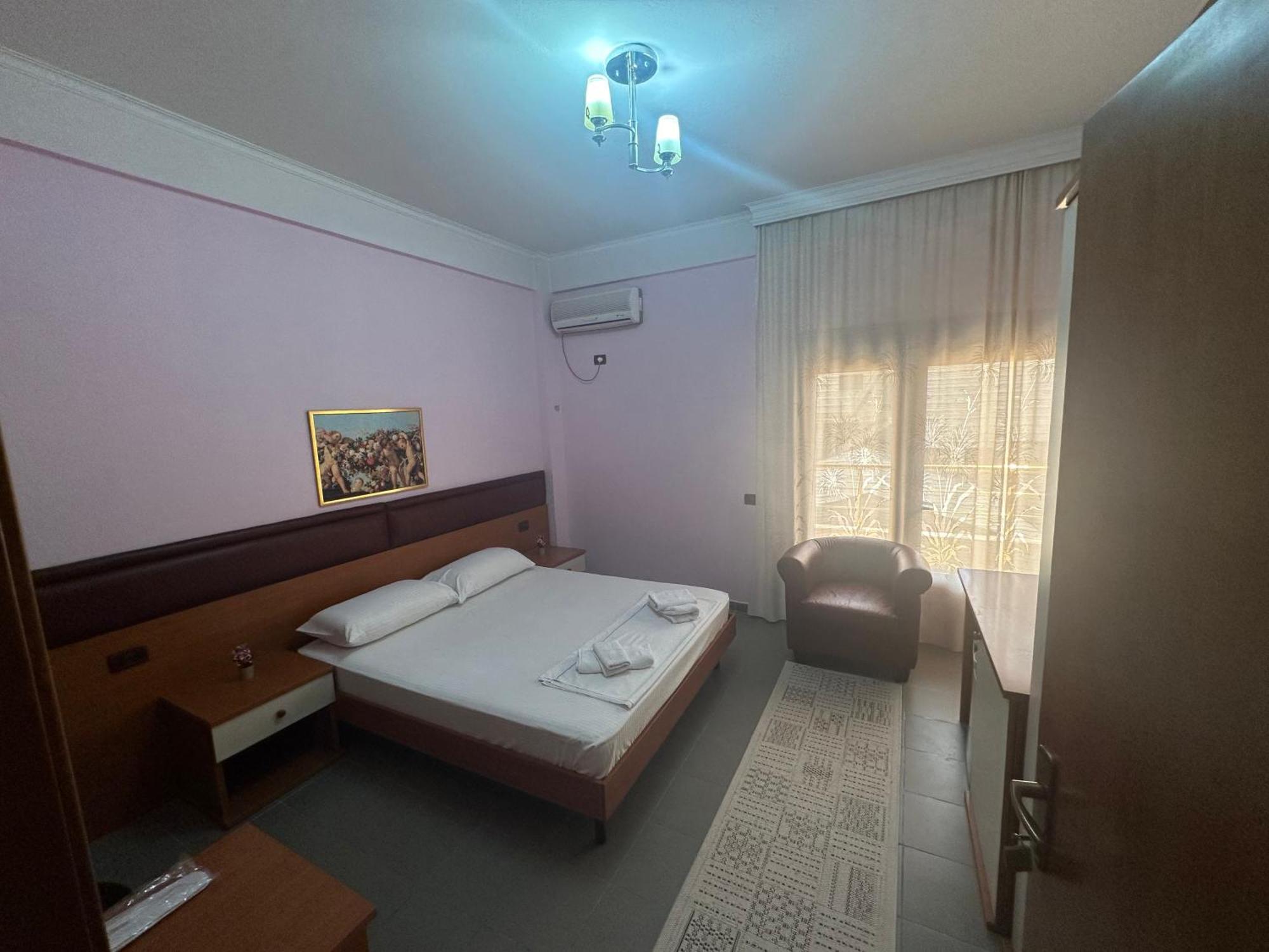 Hotel Edland Влёра Экстерьер фото